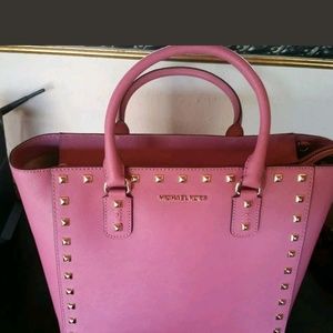 Michael Kors Sandrine Leather Small Satchel Crossb